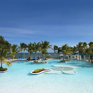 Coconut Bay & Semesteranläggning (resort)